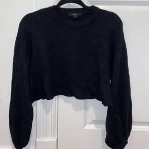 Forever 21: Cropped Black Sweatshirt